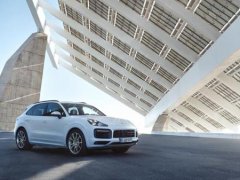 Porsche เปิดตัว Cayenne E-Hybrid