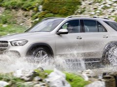  อย่างหล่อ ... All NEW Mercedes-Benz GLE จะเปิดตัวอย่างเป็นทางการ !!