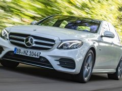 Mercedes-Benz E300de 2019 ใหม่ ขายแล้วที่อังกฤษ ราคาเริ่มต้นราว 2.06 ล้านบาท