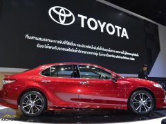 รวมคอมเม้นท์ทั้งหมดกับ All - new Toyota Camry ในงาน Motor Expo 2018
