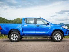 รีบเช็คด่วน เสียงดัง “แก็ก” ใน Toyota Hilux Revo แก้ยังไงมาดูกัน