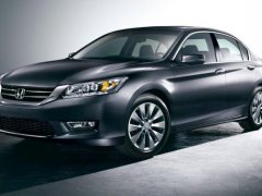 Honda Accord มือสอง ต้องเล่นรุ่นไหน? แนะนำรุ่น 2013-2018 ราคาไม่เกิน สามแสน