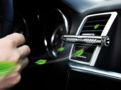 เพิ่มกลิ่นหอม ลดกลิ่นอับ กับ 5 วิธีดูแลกลิ่นรถของคุณโดยไม่ต้องพึ่งสเปรย์