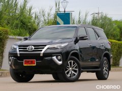 เช็กตลาดรถ Fortuner มือสอง ด้วยงบเบา ๆ ไม่ถึง 8 แสน ก็ซื้อได้แล้ว 