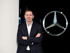 ประธานบริหารคนใหม่ Mercedes-Benz ประเทศไทย "อั๊กเซล เบนเส่" ชำนาญแบตเตอรี่รถยนต์ไฟฟ้า