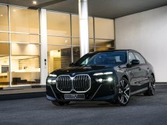 BMW i7 ปี 2023 เคลมขับไฟฟ้า 625 กิโลเมตร เผยราคาเริ่ม 7,599,000 บาท