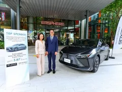 เลกซัส จับมือ EM DISTRICT แจกรางวัล LEXUS RZ 450e Luxury ปี 2024 ให้กับ Top Spender ถึง 1 ธันวาคม 2024