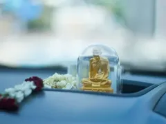 พระตั้งหน้ารถ วางอย่างไรให้ถูกหลักฮวงจุ้ย?