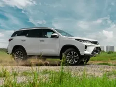แนะนำรถมือสอง 7 ที่นั่งจาก Toyota สำหรับครอบครัว