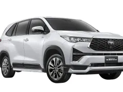  Toyota INNOVA ZENIX ปี 2025 ไมเนอร์เชนจ์ รุ่น PREMIUM ชุดแต่งรอบคัน ไวเลสชาร์จ ราคา 1.489 ล้านบาท