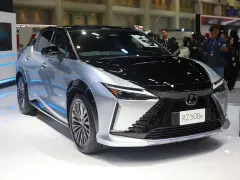 Lexus เปิดตัว The New All-electric RZ ครอสโอเวอร์ไฟฟ้าหรู เคลมวิ่ง 600 กม. เริ่มต้น 2.99 ล้านบาท ในงาน Motor Expo 2025