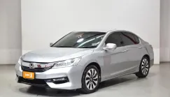HONDA ACCORD 2.0 HYBRID ปี 2018 ผ่อนเริ่มต้น 10,*** 