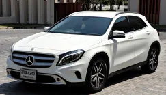 2016 Mercedes-Benz GLA200 1.6 Urban SUV ฟรีดาวน์ ผ่อนอีกทีปีหน้า