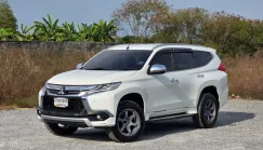 MITSUBISHI PAJERO SPORT 2.4 GT-Premium (2WD) Diesel Turbo ปี 2017 รถครอบครัว ระบบความปลอดภัยจัดเต็ม