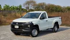 MITSUBISHI TRITON 2.4 MIVEC GL (4WD) 6MT Single Cab รุ่นปรับโฉม ปี 2019 มือแรก ยางใหม่ใช้ต่อยาวๆ