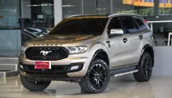 Ford Everest 2.0 Titanium+ 4WD ปี 2019 รถบ้านมือเดียว ใช้น้อยมากเข้าศูนย์ตลอด สวยเดิมทั้งคัน ฟรีดาวน