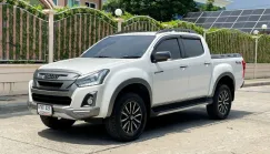 ISUZU D-MAX ALL NEW BLUE POWER CAB-4 V-CROSS MAX 3.0 Ddi Z-Prestige 4WD (MNC) ปี 2019 เกียร์AUTO 