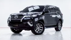 5B665 Toyota Fortuner 2.4 V SUV 2017 