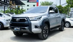 2023 Toyota Hilux Revo Doublecab Prerunner 2.4 Mid A/T รถสวยสภาพพร้อมใช้งาน ไม่แตกต่างจากป้ายแดงเลย