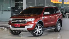 Ford Everest 2.2 Titanium+ ปี 2018 ไมล์แท้แน่นอน3x,xxxโล เข้าศูนย์ตลอด รถบ้านมือเดียว เดิมสวยทั้งคัน