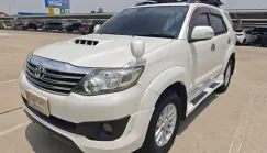 2013 Toyota Fortuner 3.0 V SUV 