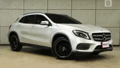2020 Mercedes-Benz GLA250 2.0 W156 AMG Dynamic SUV AT รุ่น TOP สุด MODEL MINORCHANGE (Facelift) B206