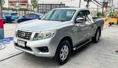 Nissan Navara NP300 King Cab 2.5 E ธรรมดา ปี 2014/2015 ผ่อนเริ่มต้น 4,*** บาท