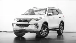 2016 Toyota Fortuner 2.4 V 2WD SUV 