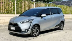 TOYOTA SIENTA 1.5 V ปี 2018 เกียร์AUTO CVT 7 SPEED สภาพป้ายแดง