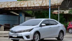 2014 Toyota  Corolla Altis AT 16 ตัว G Sport. รถเก๋ง 4 ประตู 