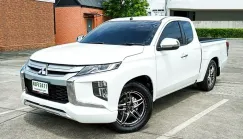 2022 MITSUBISHI TRITON 2.5 GLX MEGA CAB  