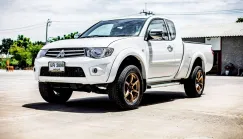 2012 Mitsubishi TRITON 2.5 รถกระบะ 