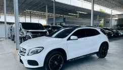MERCEDES-BENZ GLA250 2.0 AMG Dynamic 2020 รถสวย สภาพพร้อมใช้ ไมล์น้อย 3 หมื่นโล TOP รับประกันตัวถัง
