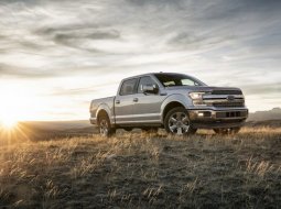 2018 Ford F-150 พร้อมเปิดตัวในงาน 2017 North American International Auto Show ในดีทรอยท์