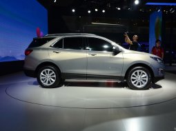 เผยโฉม 2017 Chevrolet Equinox รุ่นใหม่ ที่อาจจะมาแทน Captiva ในไทย