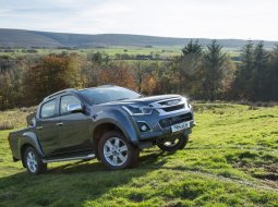 ISUZU D-MAX Blue Power พร้อมเครื่องใหม่ 1.9 ลิตร ลุยตลาดเมืองผู้ดี เตรียนพบกันในไทย