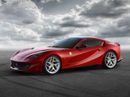 Ferrari 812 Superfast ซุปเปอร์คาร์รุ่นแรง พร้อมขุมพลัง V12 ทะลุ 800 แรงม้า