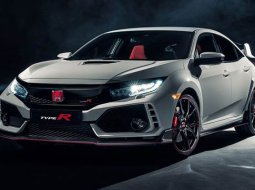 Honda Civic เตรียมเปิดตัว Sedan และ Hatchback ในญี่ปุ่น