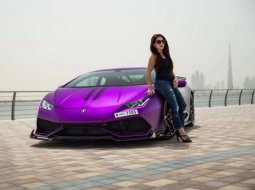 คันเดียวในโลก! Lamborghini Huracan สีม่วง ที่ ดูไบ