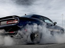 แซงหน้า!! Dodge Challenger ทำยอดขาย สยบคามาโร่กับมัสแตงเป็นที่เรียบร้อย