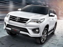 Toyota Fortuner 2017 รุ่นปรับปรุงใหม่ เพิ่มรุ่นย่อยใหม่ 2.4 V