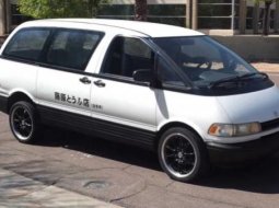 Toyota Previa รถตู้ยุค 90 เทียบเท่ารถสปอร์ตสุดซิ่ง