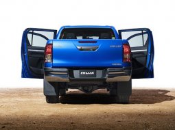 Toyota Hilux ผลิตในไทยนำไปขายในตลาดญี่ปุ่นอีกครั้ง!