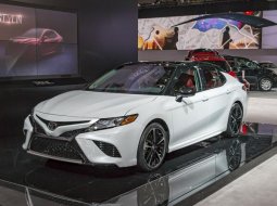 รีวิว Toyota Camry ใหม่ 2018 