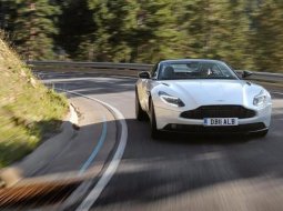 เผยโฉมครั้งแรกในประเทศไทย! ราคา แอสตัน มาร์ติน ดีบี 11 วี 8 (Aston Martin DB11 V8) 