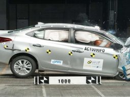 Toyota Yaris และ Toyota Vios 2018 ได้รับการันตีความปลอดภัยระดับ 5 ดาว ASEAN NCAP