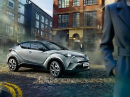 เหตุผลที่ Toyota C-HR ควรเป็นรถ Hybrid คันแรกสำหรับคุณ