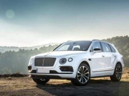 ก้าวข้ามความเหนือชั้นอีกระดับ ของ Bentley Bentayga PHEV เอสยูวี Plug-In Hybrid 