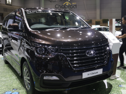 HYUNDAI โชว์ตัว H1 พร้อม Grand Starex ในงาน Big Motor Sale 2018