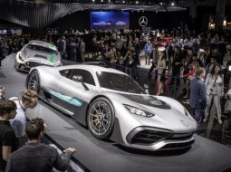 Mercedes-AMG ONE ไฮเปอร์คาร์จากรถ F1 ได้ชื่อก่อนงานปาครีส์ 2018